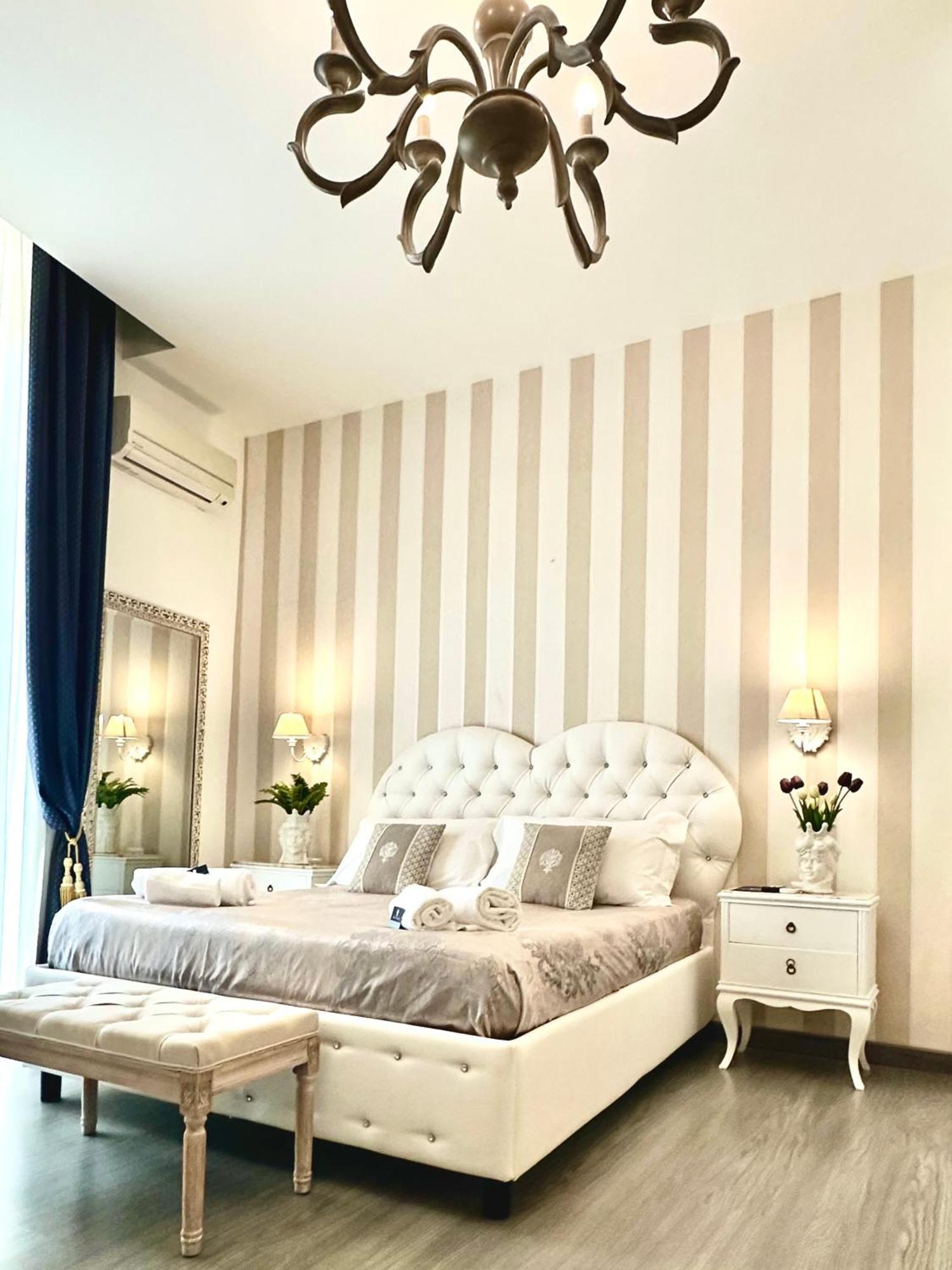 Palazzo Chiatamone Hotel Napoli Eksteriør billede