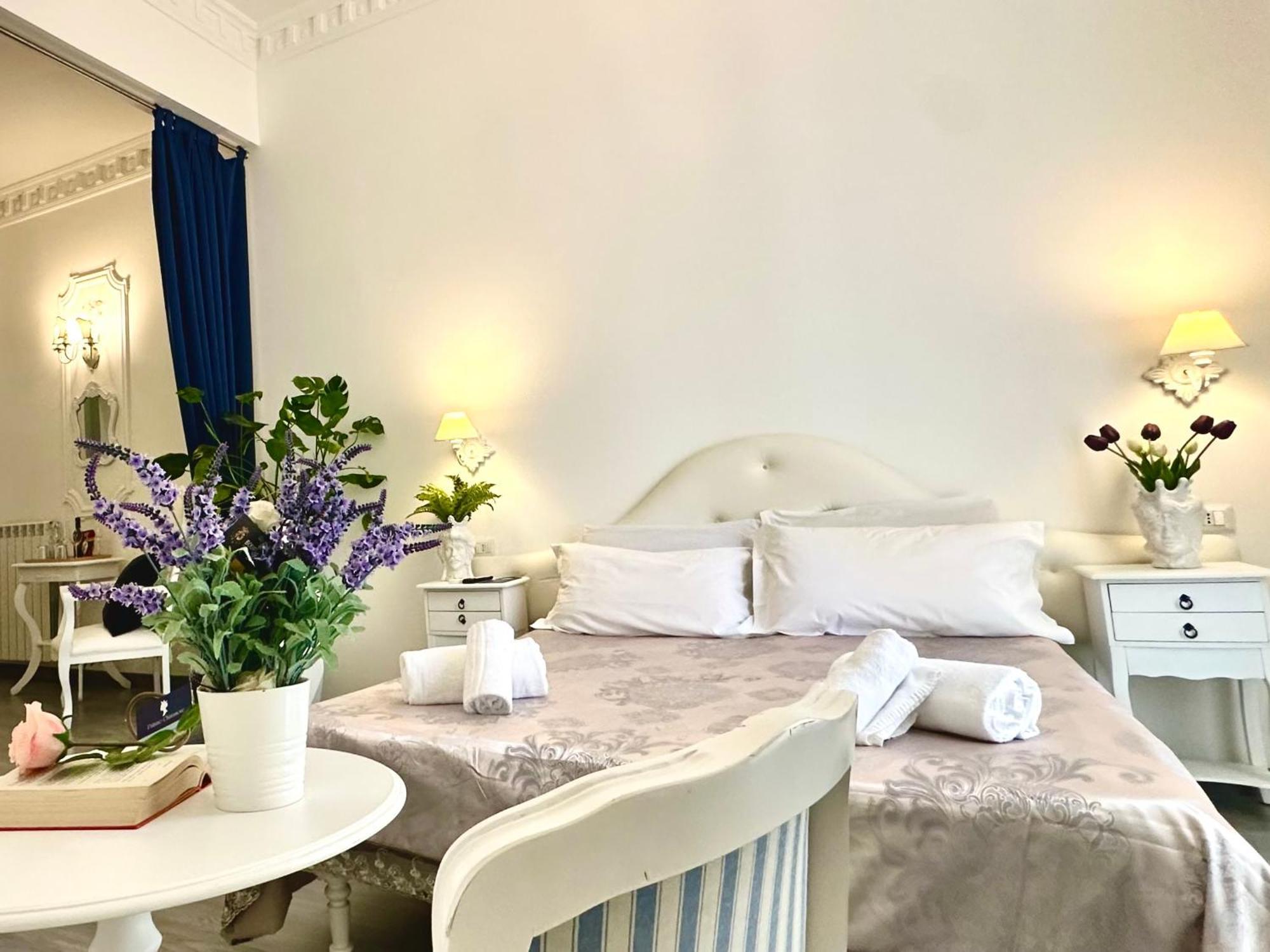 Palazzo Chiatamone Hotel Napoli Eksteriør billede